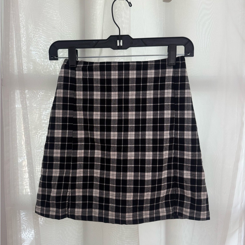 Brandy Melville Black & White Plaid Mini Skirt w/ Double Slit